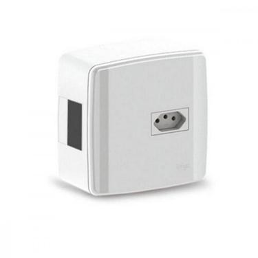 Imagem de Caixa 4X4 Sobrepor Ilumi Para 1 Disjuntor Com Tomada 2P+T. 20A. 620631