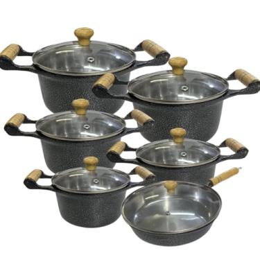 Imagem de Jogo de Panelas Preta Com frigideira em Alumínio Batido Fundido 6 Peças Craquelada Grossa com Tampa de Vidro