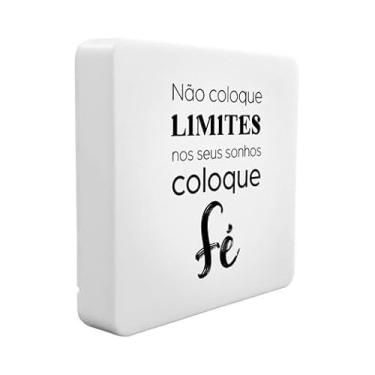Imagem de Luminária Box Slim Decorativa, LED USB, Branca, com Mensagem Motivacional 'Não coloque limites, coloque fé'