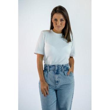 Imagem de Camiseta Básica com Ombreiras - 100% Algodão Pima - Rebecca Fernandes 