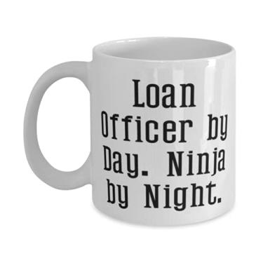 Imagem de Inspire presentes de funcionário de empréstimo, emprestado por dia. Caneca Ninja by Night, oficial de empréstimo 325 g de amigos