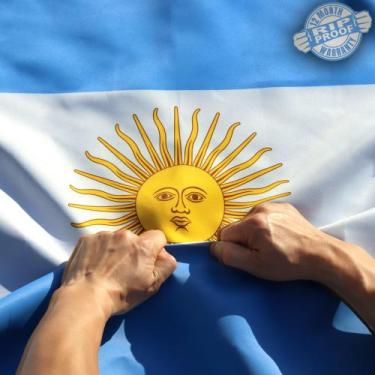 Imagem de Bandeira Anley Rip-Proof Argentina 90x150cm com cabeçalho de lona
