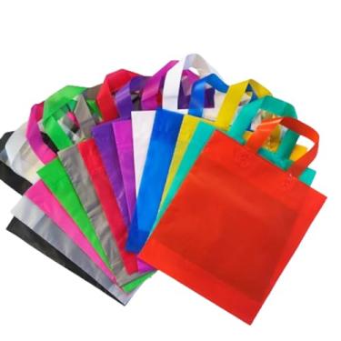 Imagem de Sacolas plásticas modelo alça fita, 15 micras de espessura alta densidade tratadas para impressão