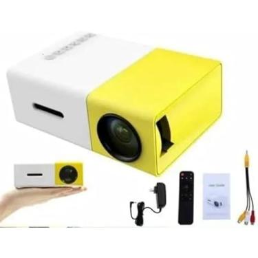 Imagem de Mini Projetor YG300 - Imagens Vibrantes em 600 Lumens um Design Portatil Projeção de até 60” para Filmes, Jogos, Apresentações e Uso Doméstico -Experiência Cinematográfica Compacta