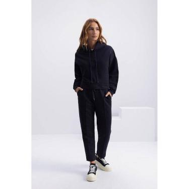 Imagem de Blusão feminino em moletom Essendi