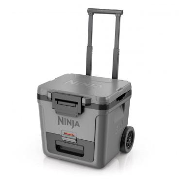 Imagem de Caixa Térmica com Rodas Ninja FrostVault 28 L Cinza Ardósia Gaveta Dry Zone Isolada
