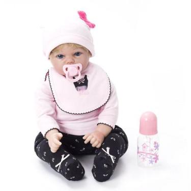 Imagem de Bebê Reborn Kaydora Carol beleza e riqueza de seus detalhes.