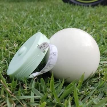 Imagem de DONZWIYES Substituição de bola Pallino, para jogo de bola de bocha e jogo Boule, substituição de bola de bocce branca de 57 mm - incluindo corda de medição verde
