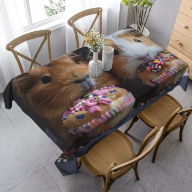 Imagem de ZTPOWQA Toalha de mesa de jantar com estampa de porquinhos-da-índia e cupcakes, 99 x 139 cm, retangular, impermeável, reutilizável, festa de jantar