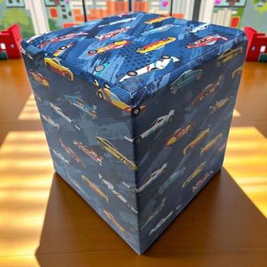 Imagem de Puff Banqueta Quadrado Cubo Decorativo Courino E Suede Carrinhos Courino