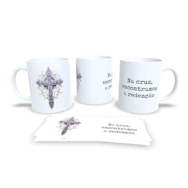 Imagem de Caneca Religiosa com Terço, Com o Terço Renovo Minha Devoção, Porcelana Branca, Design Artístico em Tons Pastéis (13743)