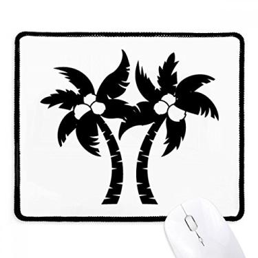 Imagem de Mousepad preto com contorno de planta de coqueiro, borda costurada, tapete de borracha para jogos