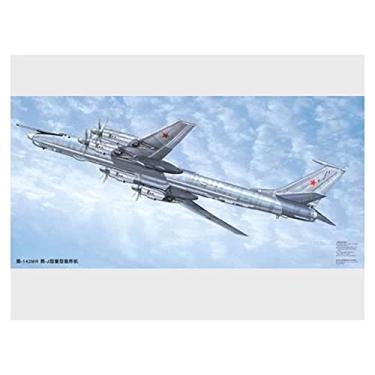 Imagem de Trumpeter 1/72 Tupolev Tu142MR Bear J Russian Bomber