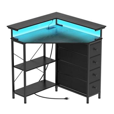 Imagem de VENNQD Mesa de canto com gavetas prateleiras para espaço pequeno, mesa de computador triangular de 90 graus com tomadas, mesa de jogos com luzes de LED, suporte para monitor de escritório em casa,