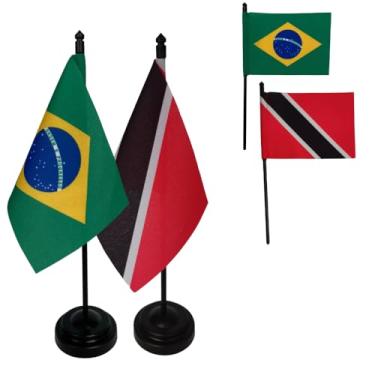 Imagem de Kit Bandeiras de Mesa Brasil e Trinidad e Tobago, Base e Haste em Plástico Preto, Tecido Oxford, Uma Face