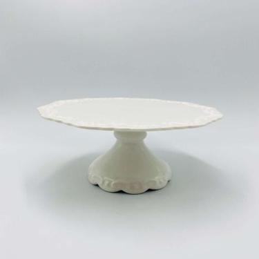 Imagem de Prato para Bolo de Porcelana Durable Porcelain com Pe Alto Relevo 21cm