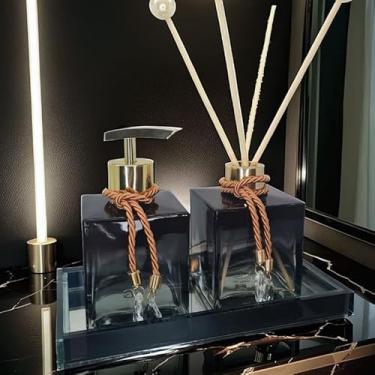 Imagem de Kit Lavabo Luxo Vidro Branco Saboneteira Difusor Aroma Decoração Bandeja Banheiro(Preto Degrade C/Dourado,Sem Bandeja)