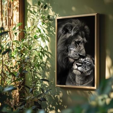 Imagem de Quadro Decorativo Leões Preto e Branco Com Moldura Amor Animal Casal Leão Retrato Forte Arte Selvagem Parede Moderna Luxo