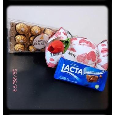 Imagem de Túlipas com os chocolates - A Clara Frores 