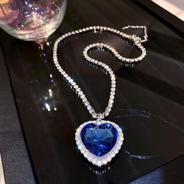 Imagem de Colar com pingente de cristal azul grande coração oceano lindo colar de coração azul com strass azul corrente Love Forever moda joias claásicas presentes de dia dos namorados para mulheres