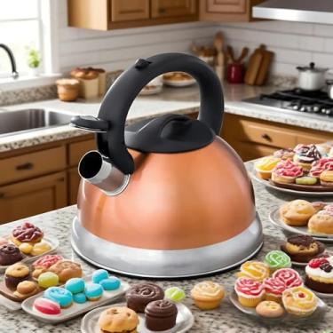 Imagem de Chaleira Premium Clássica para Fogão, Dourada e Preta, Aço Inox com Apito, 3 Litros, Base Dupla Compatível com Indução, 22,5 x 21,5 cm