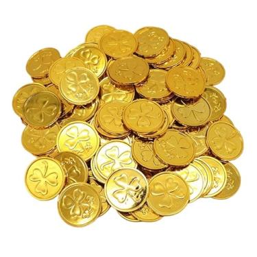Imagem de 100 peças de moedas de ouro do dia de São Patrício, trevo, acessórios de São Patrício, decorações de presentes, lembrancinhas de festa e suprimentos de festa