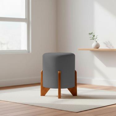 Imagem de Puff Decorativo Eloah Redondo Assento Extra para Sala Quarto Suede  Pufe com Pés de Madeira 