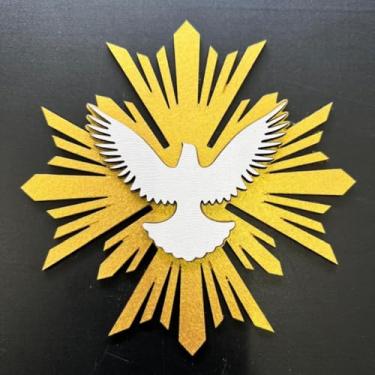 Imagem de Painel Decorativo Espírito Santo em MDF, Arte em Relevo para Parede, Decoração Religiosa, Branco e Dourado