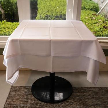 Imagem de Toalha de Mesa Mariana Quadrada Branca - Poliéster, 100x100cm - Atelie