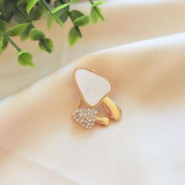 Imagem de Broche Cogumelos Pequeno com Madrepérola Dourado - Pistache Acessórios