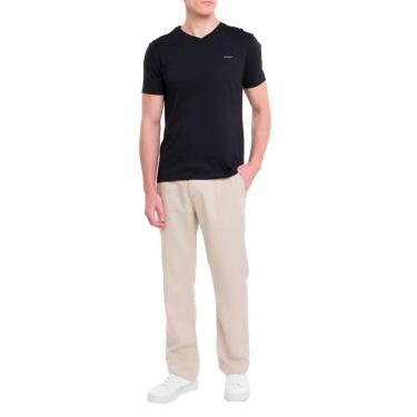 Imagem de Camiseta Calvin Klein Masculina V-Neck Logo Flamê Preta-Masculino