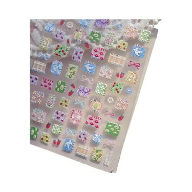 Imagem de Adesivo De Unha 5D Floral Preto E Branco Com Pétalas Douradas Transpar