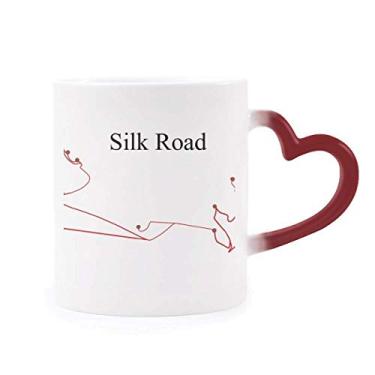 Imagem de Caneca sensível ao calor "Along the Way to the Silk Road Mapa vermelho muda de cor