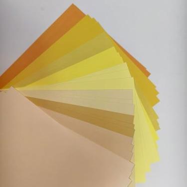 Imagem de Mini cartolina, tamanho A5 14,7 x 21 cm, 210 gsm, vários tons, 50 folhas (amarelo, 9 tons)