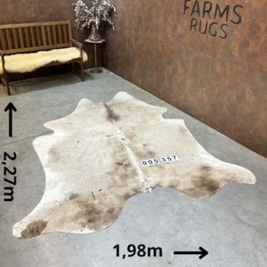 Imagem de Tapete de Couro em Formato de Boi - Raro | 005357