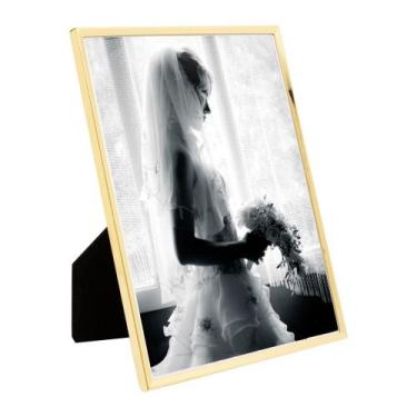 Imagem de Porta Retrato Wolff Classic de Aço Inox Dourado 20cm x 25cm