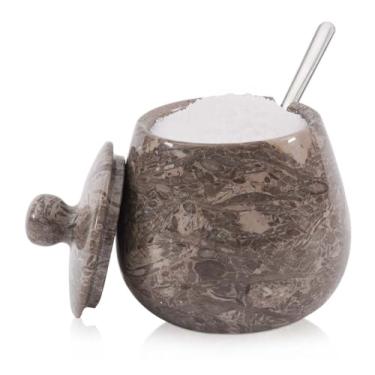 Imagem de Saleiro de mármore com tampa, pote de sal oceânico feito à mão de pedra natural oceânica para cozinha, recipiente de armazenamento de ervas e especiarias, açucareiro de bancada, recipiente de mármore