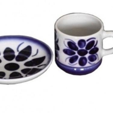 Imagem de Xicara grande e pires modelo colonial