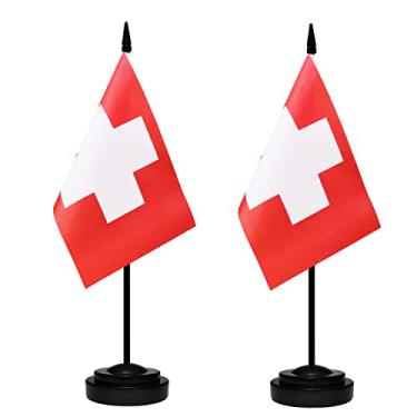 Imagem de Conjunto de bandeiras de mesa da Suíça, pacote com 2 bandeiras suíças de escritório, mini bandeira pequena de mesa com mastro preto sólido de 30,5 cm, base preta, bandeira de mesa em miniatura