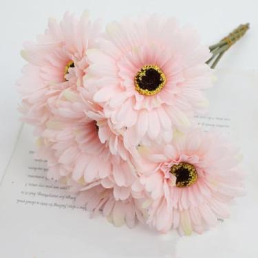 Imagem de Buquê de 6 flores artificiais de gérbera de seda, decoração de mesa para casamento, varandas, margaridas falsas, crisântemos, decoração para festa e casa (um buquê com 6 peças/rosa claro)