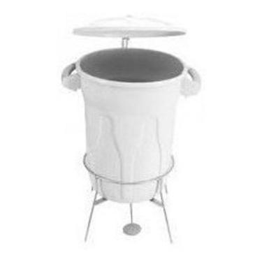 Imagem de Cesto Lixeira Plástico Pedal Com Armação Em Aço 60 Litros