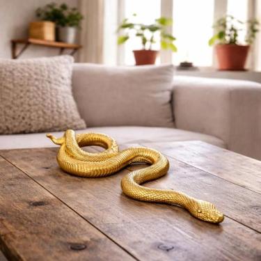 Imagem de Estátua Cobra Serpente Escultura Decorativa Casa em Resina Dourado - P
