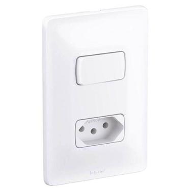Imagem de Interruptor com Tomada Legrand Pial Zeffia - 2P+T - 10A - Branco - 680112