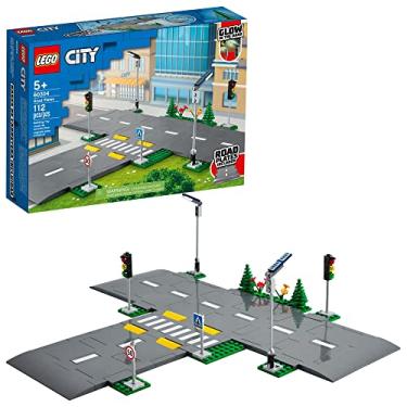 Imagem de 60304 LEGO® City Cruzamento de Avenidas; Kit de Construção (112 peças)
