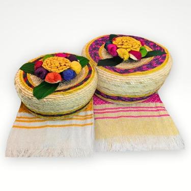 Imagem de Tortillero & Pancake cesta tecida à mão e tecido de toalha feito à mão, pacote com 2 unidades de mantenedor aquecedor 100% arte mexicana de palmeira., Fino, Multicor, Medium and Large.