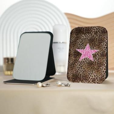 Imagem de Espelho de maquiagem portátil Millennium Leopard Print, mini espelho de maquiagem portátil dobrável, espelho de contorno quadrado portátil com flip vertical, adequado para todos em várias ocasiões