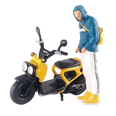 Imagem de Newmind 1:64 Figura dirigindo motocicleta dioramas cena rua trem trem projetos faça você mesmo fadas jardim pequenas pessoas miniatura filme personagem S Gauge amarelo azul