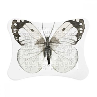 Imagem de Moldura de quebra-cabeça de borboleta com asas brancas escuras, ornamento de jogo de quebra-cabeça