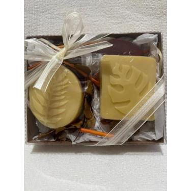 Imagem de Likare, Kit 2 Sabonete Vegetal Erva Doce e Semente Uva Presente 180g