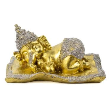 Imagem de Ganesh Baby 13 cm Deitado no Tapete Dourado em Resina - Lua Mística - 